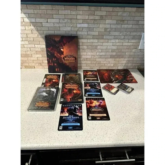 World‎ Warcraft cataclysm collectors edition #113 - Picture 3 of 7